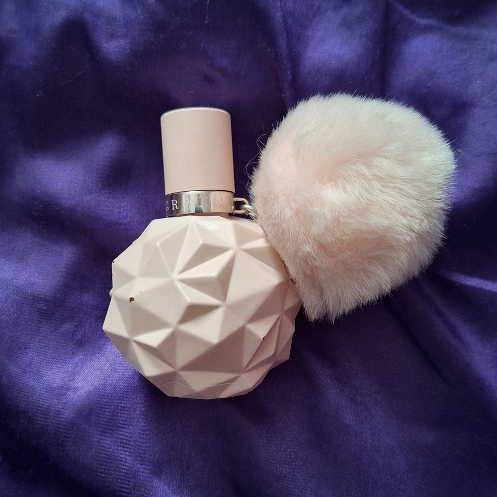Ariana Grande: Sweet Like Candy Perfume